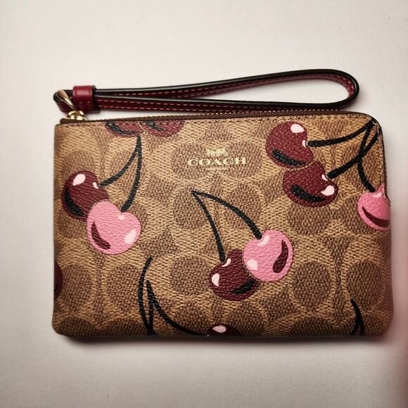 NWT Coach CZ450 Corner Zip Wristlet Signature Canvas Cherry Print Tan Multi v3 - Picture 1 of 3
